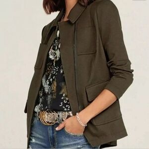 CAbi Green Utility Jacket with Tailored Fit and Zipper Closure